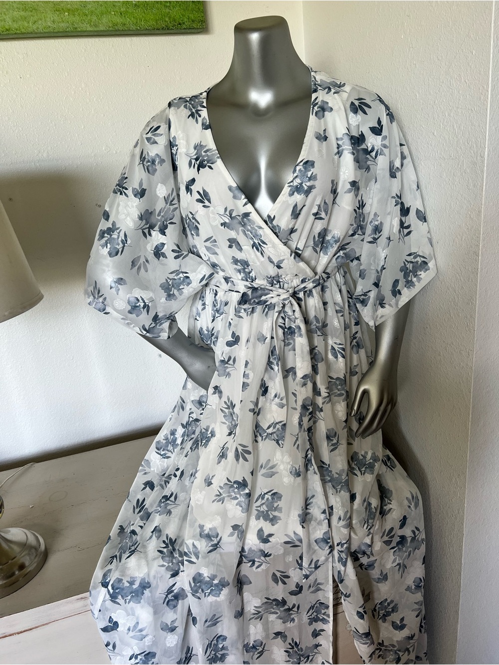 Baltic Born Kia Kimono Maxi dress size XL blue white floral
